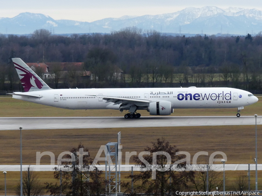 Qatar Airways Boeing 777-3DZ(ER) (A7-BAG) | Photo 364499