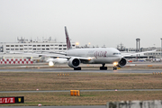 Qatar Airways Boeing 777-3DZ(ER) (A7-BAH) at  Frankfurt am Main, Germany