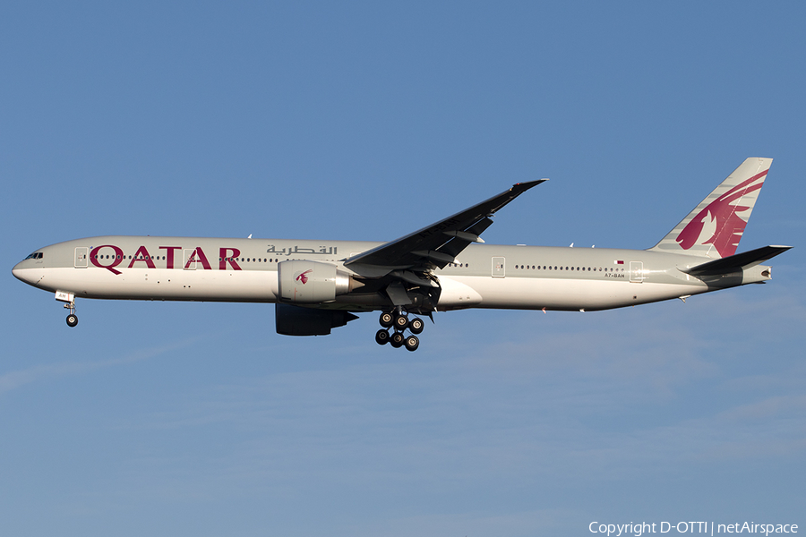 Qatar Airways Boeing 777-3DZ(ER) (A7-BAH) | Photo 525537