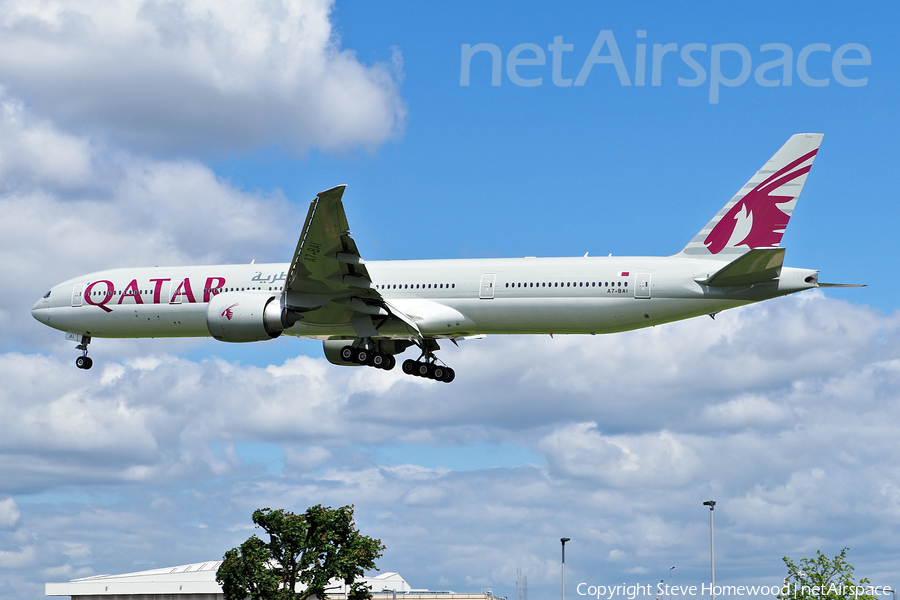 Qatar Airways Boeing 777-3DZ(ER) (A7-BAI) | Photo 168470