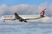 Qatar Airways Boeing 777-3DZ(ER) (A7-BAI) at  London - Heathrow, United Kingdom