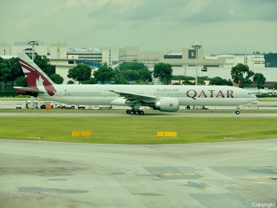 Qatar Airways Boeing 777-3DZ(ER) (A7-BAJ) | Photo 42642