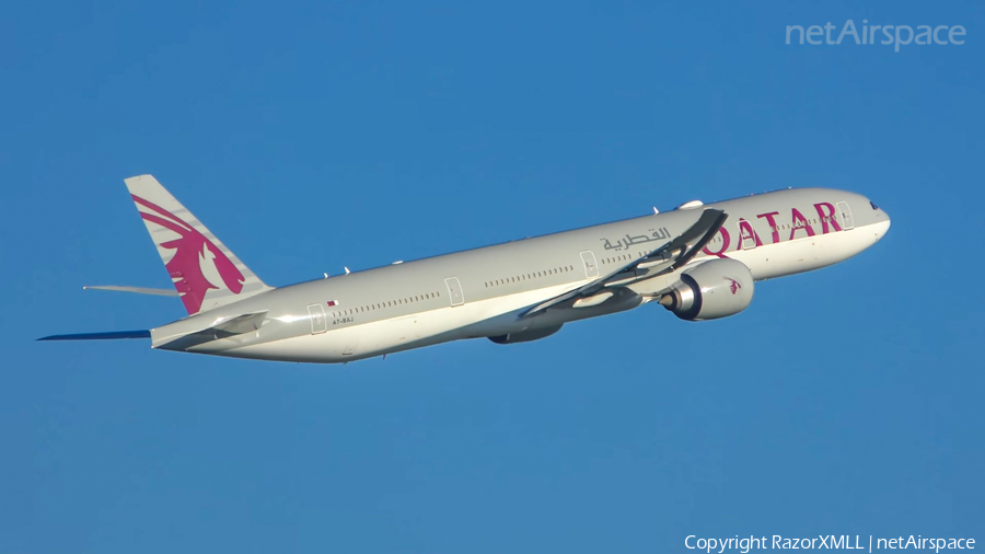 Qatar Airways Boeing 777-3DZ(ER) (A7-BAJ) | Photo 459778