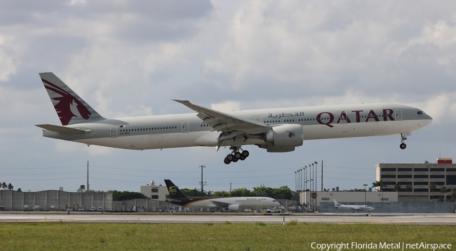 Qatar Airways Boeing 777-3DZ(ER) (A7-BAL) | Photo 297452