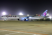 Qatar Airways Boeing 777-3DZ(ER) (A7-BAM) at  Guangzhou - Baiyun, China