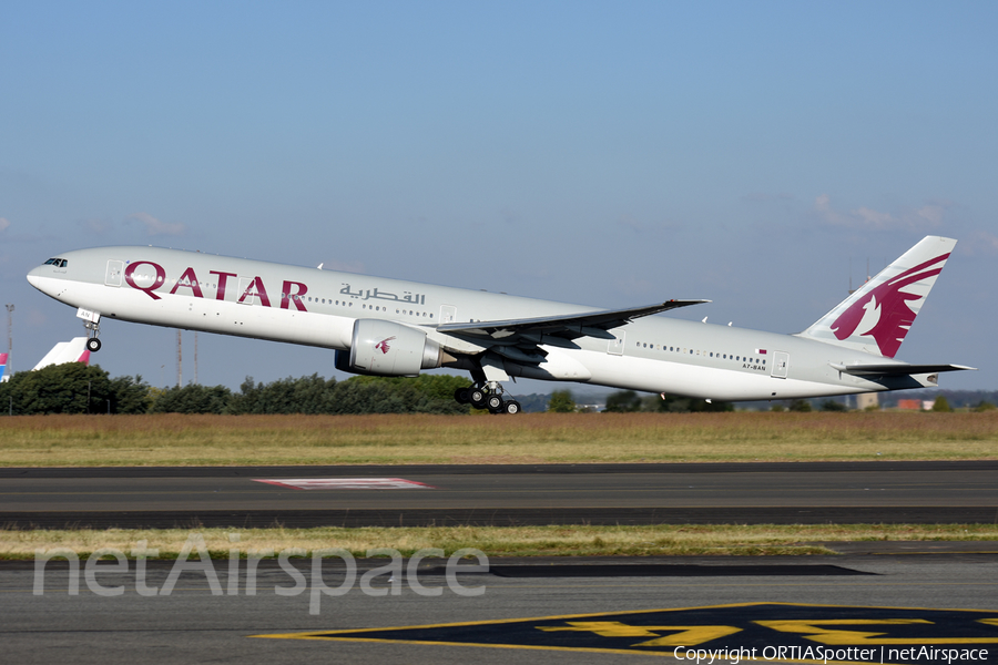 Qatar Airways Boeing 777-3DZ(ER) (A7-BAN) | Photo 382007