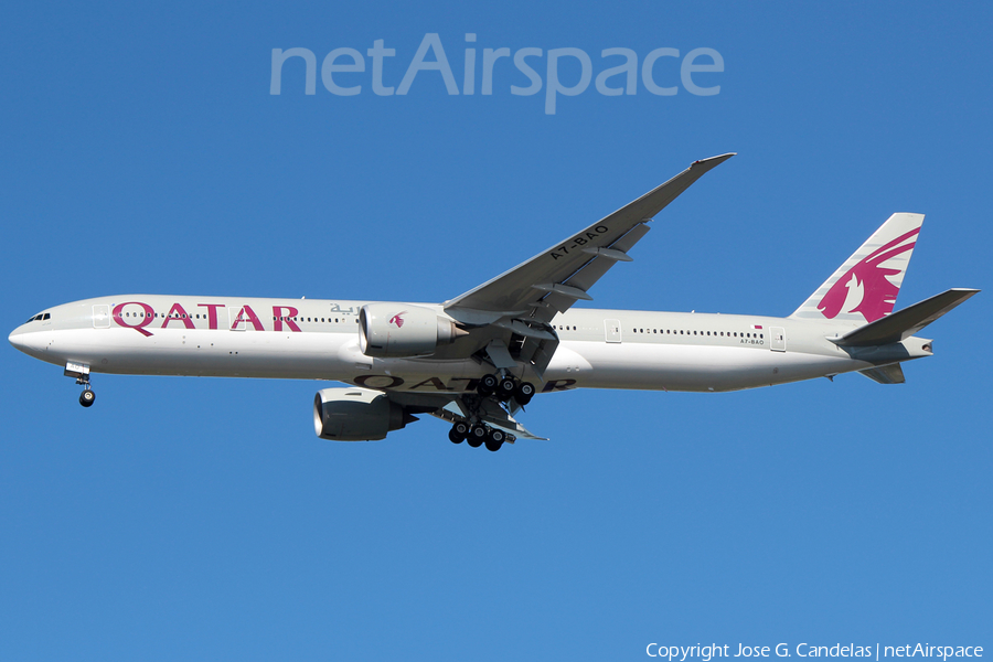 Qatar Airways Boeing 777-3DZ(ER) (A7-BAO) | Photo 115445