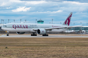 Qatar Airways Boeing 777-3DZ(ER) (A7-BAO) at  Munich, Germany