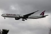 Qatar Airways Boeing 777-3DZ(ER) (A7-BAQ) at  London - Heathrow, United Kingdom