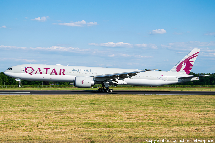 Qatar Airways Boeing 777-3DZ(ER) (A7-BAQ) | Photo 429255