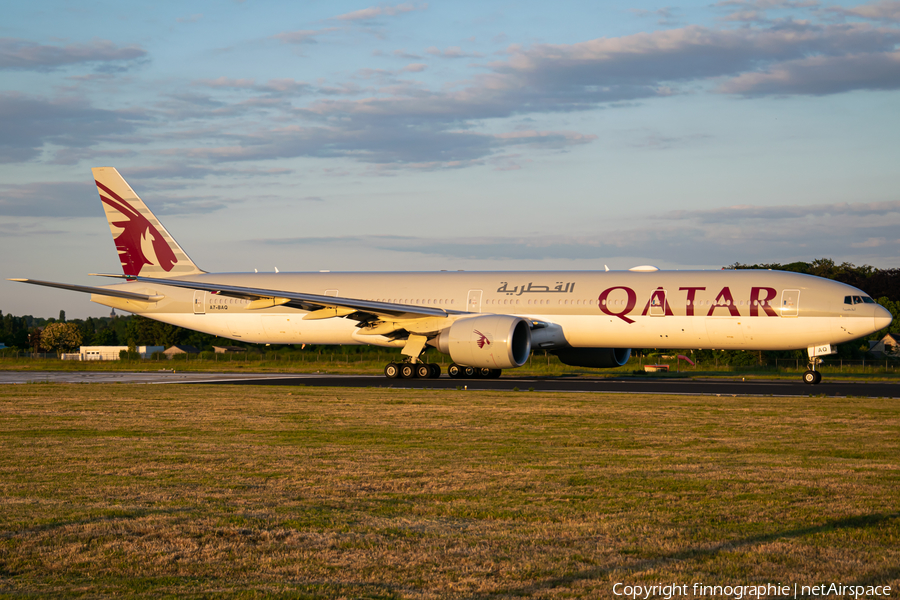 Qatar Airways Boeing 777-3DZ(ER) (A7-BAQ) | Photo 429261