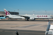 Qatar Airways Boeing 777-3DZ(ER) (A7-BAS) at  Paris - Charles de Gaulle (Roissy), France