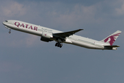Qatar Airways Boeing 777-3DZ(ER) (A7-BAT) at  Amsterdam - Schiphol, Netherlands
