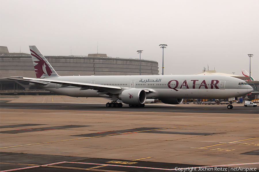 Qatar Airways Boeing 777-3DZ(ER) (A7-BAT) | Photo 89076