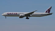 Qatar Airways Boeing 777-3DZ(ER) (A7-BAU) at  Amsterdam - Schiphol, Netherlands
