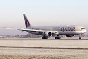 Qatar Airways Boeing 777-3DZ(ER) (A7-BAW) at  Amsterdam - Schiphol, Netherlands
