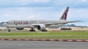 Qatar Airways Boeing 777-3DZ(ER) (A7-BAW) at  Paris - Charles de Gaulle (Roissy), France