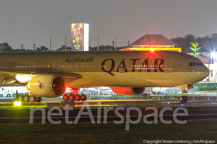 Qatar Airways Boeing 777-3DZ(ER) (A7-BAW) | Photo 468197