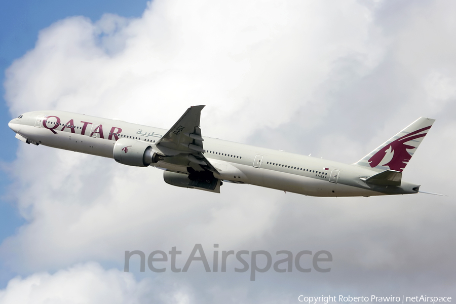 Qatar Airways Boeing 777-3DZ(ER) (A7-BAY) | Photo 367726
