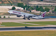 Qatar Airways Boeing 777-3DZ(ER) (A7-BAZ) at  Madrid - Barajas, Spain