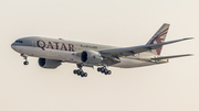 Qatar Airways Boeing 777-2DZ(LR) (A7-BBD) at  Sao Paulo - Guarulhos - Andre Franco Montoro (Cumbica), Brazil