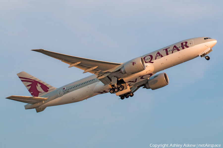 Qatar Airways Boeing 777-2DZ(LR) (A7-BBH) | Photo 111582