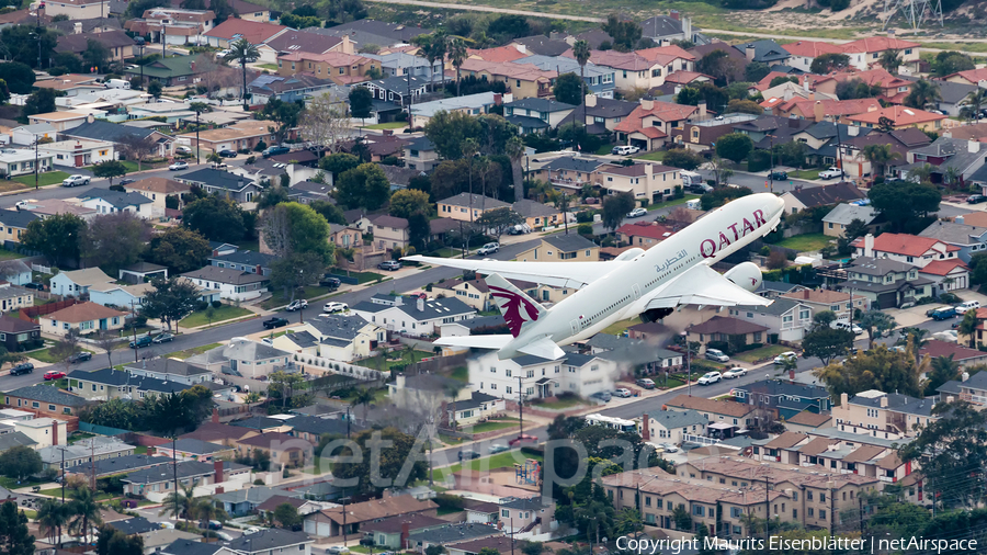 Qatar Airways Boeing 777-2DZ(LR) (A7-BBH) | Photo 152662