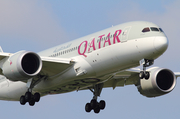 Qatar Airways Boeing 787-8 Dreamliner (A7-BCA) at  London - Heathrow, United Kingdom