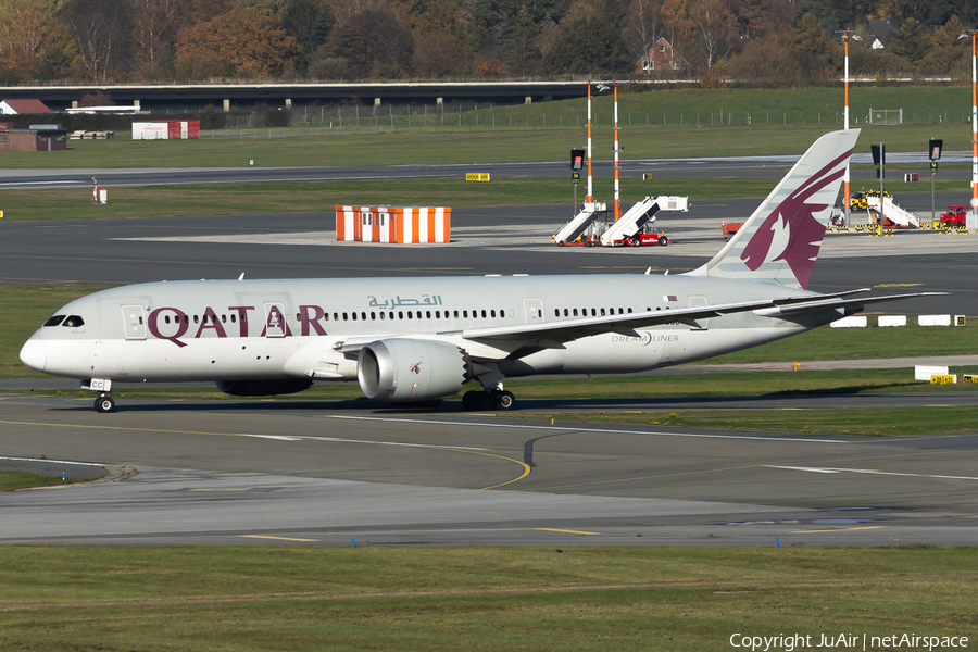 Qatar Airways Boeing 787-8 Dreamliner (A7-BCC) | Photo 650912
