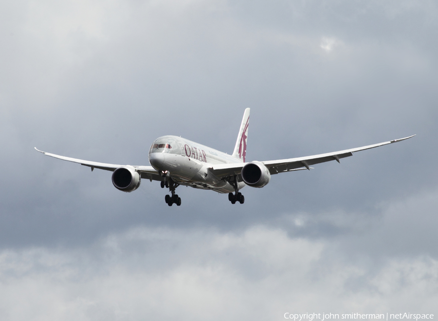 Qatar Airways Boeing 787-8 Dreamliner (A7-BCD) | Photo 30370