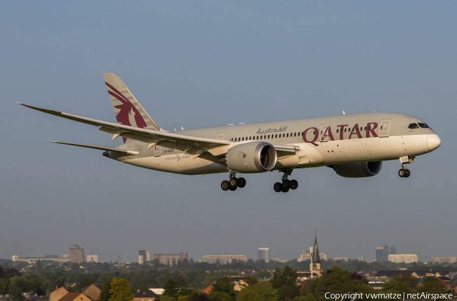 Qatar Airways Boeing 787-8 Dreamliner (A7-BCE) | Photo 572772