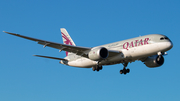 Qatar Airways Boeing 787-8 Dreamliner (A7-BCF) at  Amsterdam - Schiphol, Netherlands