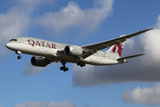 Qatar Airways Boeing 787-8 Dreamliner (A7-BCF) at  London - Heathrow, United Kingdom