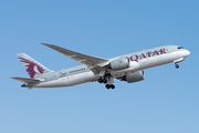 Qatar Airways Boeing 787-8 Dreamliner (A7-BCH) at  Barcelona - El Prat, Spain