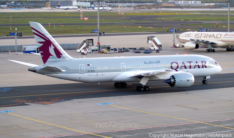 Qatar Airways Boeing 787-8 Dreamliner (A7-BCH) | Photo 104318