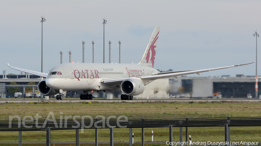 Qatar Airways Boeing 787-8 Dreamliner (A7-BCJ) | Photo 544757