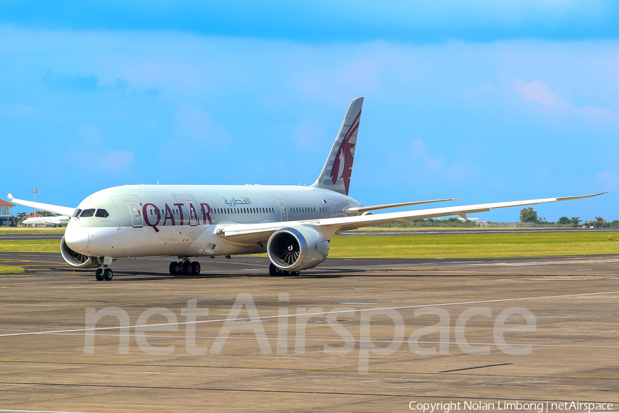 Qatar Airways Boeing 787-8 Dreamliner (A7-BCK) | Photo 375700