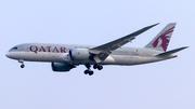 Qatar Airways Boeing 787-8 Dreamliner (A7-BCL) at  Jakarta - Soekarno-Hatta International, Indonesia