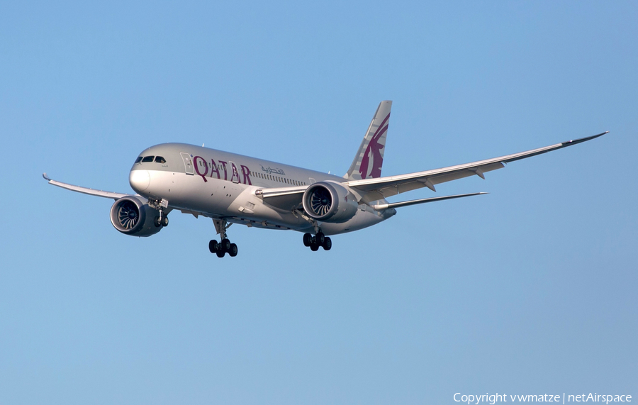 Qatar Airways Boeing 787-8 Dreamliner (A7-BCL) | Photo 291674
