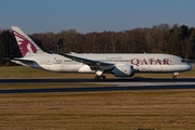 Qatar Airways Boeing 787-8 Dreamliner (A7-BCM) at  Hamburg - Fuhlsbuettel (Helmut Schmidt), Germany