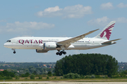 Qatar Airways Boeing 787-8 Dreamliner (A7-BCO) at  Budapest - Ferihegy International, Hungary