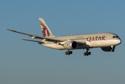 Qatar Airways Boeing 787-8 Dreamliner (A7-BCP) at  Amsterdam - Schiphol, Netherlands