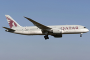 Qatar Airways Boeing 787-8 Dreamliner (A7-BCQ) at  Warsaw - Frederic Chopin International, Poland
