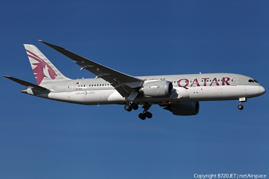 Qatar Airways Boeing 787-8 Dreamliner (A7-BCR) | Photo 409770