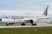 Qatar Airways Boeing 787-8 Dreamliner (A7-BCR) at  Manchester - International (Ringway), United Kingdom