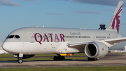 Qatar Airways Boeing 787-8 Dreamliner (A7-BCR) at  Manchester - International (Ringway), United Kingdom