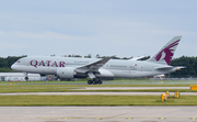 Qatar Airways Boeing 787-8 Dreamliner (A7-BCT) at  Manchester - International (Ringway), United Kingdom