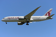 Qatar Airways Boeing 787-8 Dreamliner (A7-BCT) at  Warsaw - Frederic Chopin International, Poland