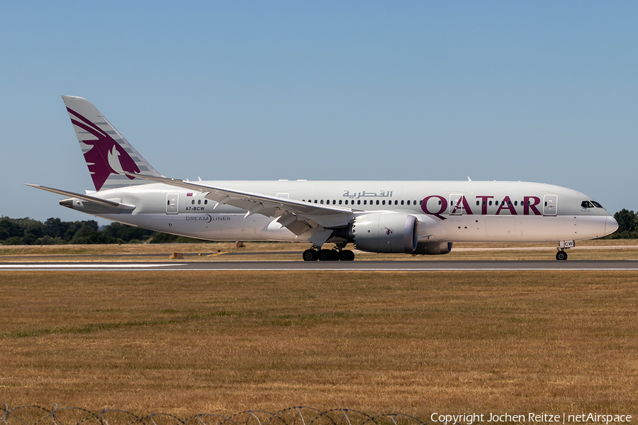 Qatar Airways Boeing 787-8 Dreamliner (A7-BCW) | Photo 252028
