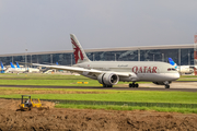 Qatar Airways Boeing 787-8 Dreamliner (A7-BCX) at  Jakarta - Soekarno-Hatta International, Indonesia